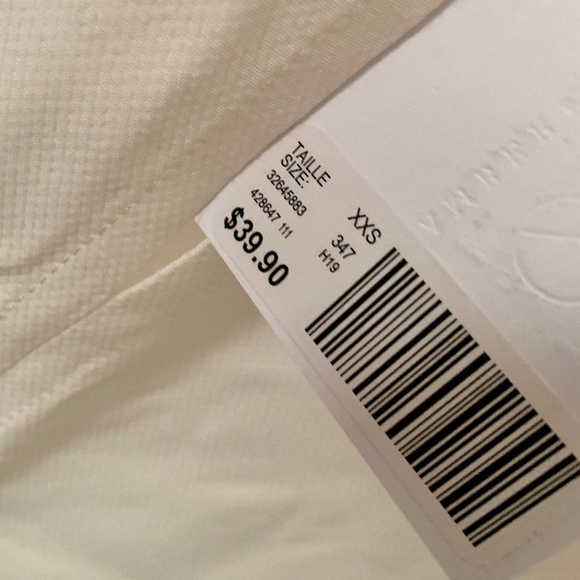 White Tee Blouse Shirt with Front Cut-Out - Picture 4 of 4